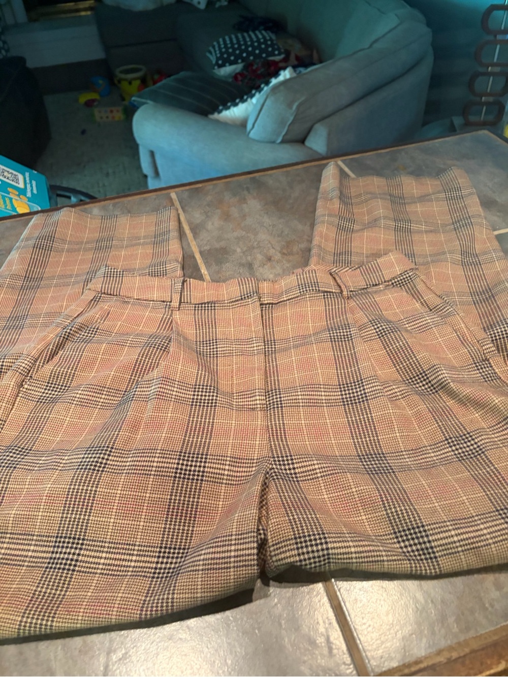 Old Navy Wide-Leg Plaid Pants in Tan and Black- size L